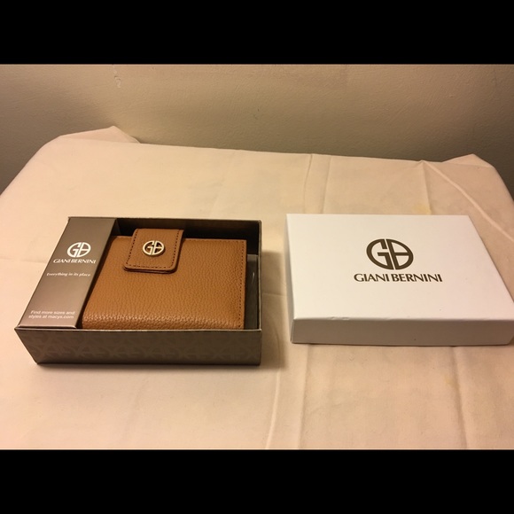 Wallet - Picture 2 of 8